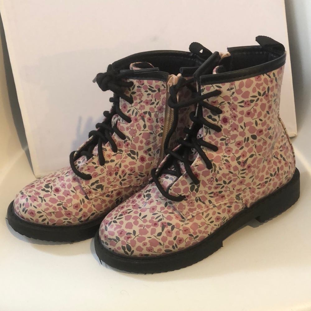 Primark boots size 11